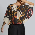 Blusa Cropped Estampada Preta